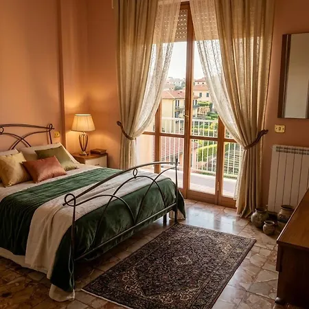 Maridea 2 Near Cinque Terre And The Gulf Of Poets لا سبيتسْيا