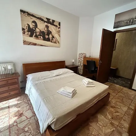 Maridea 2 Near Cinque Terre And The Gulf Of Poets لا سبيتسْيا