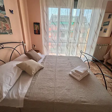 Maridea 2 Near Cinque Terre And The Gulf Of Poets لا سبيتسْيا